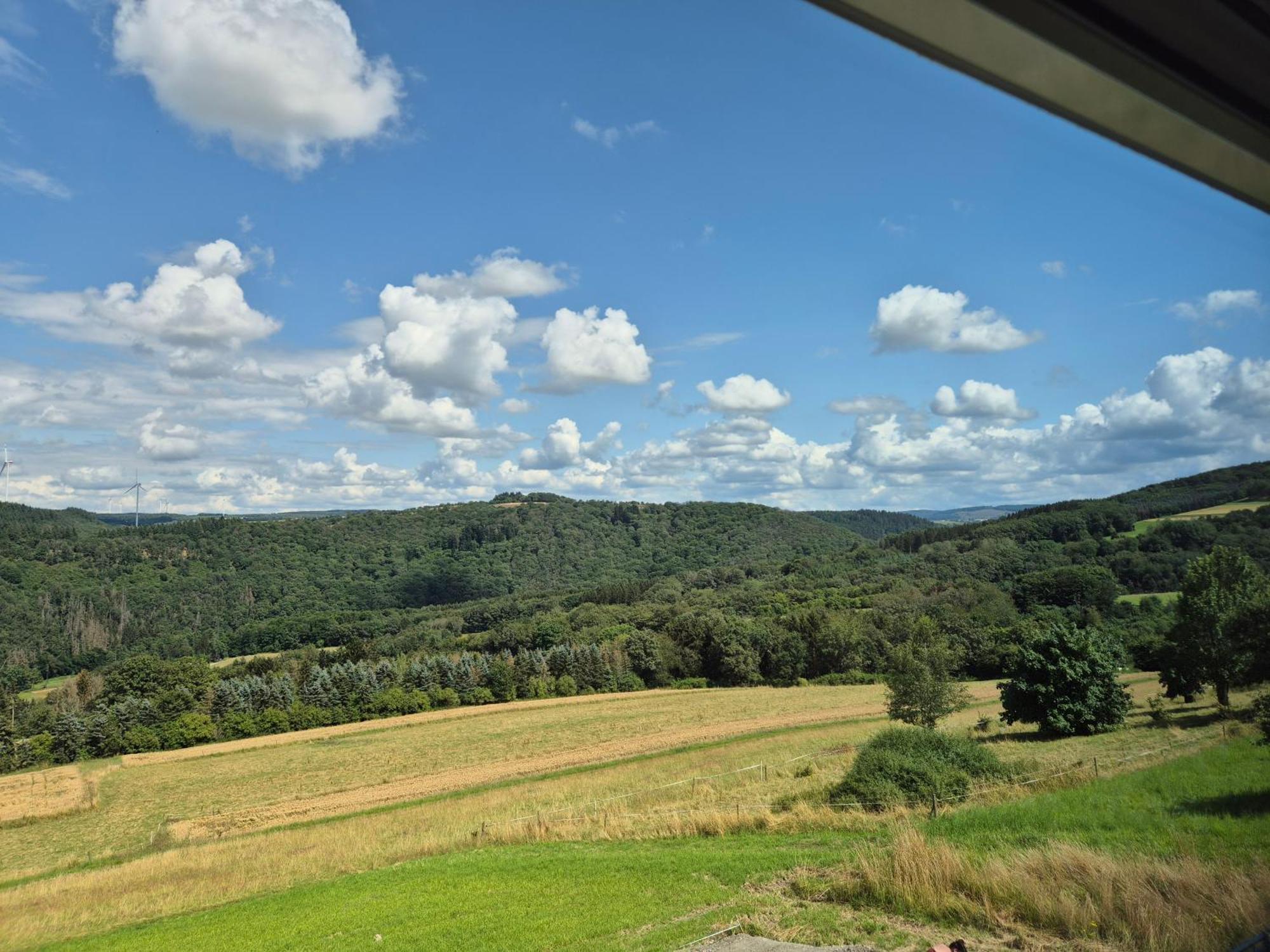 Serenity Vista Retreat Bnb Bescheid Eksteriør bilde