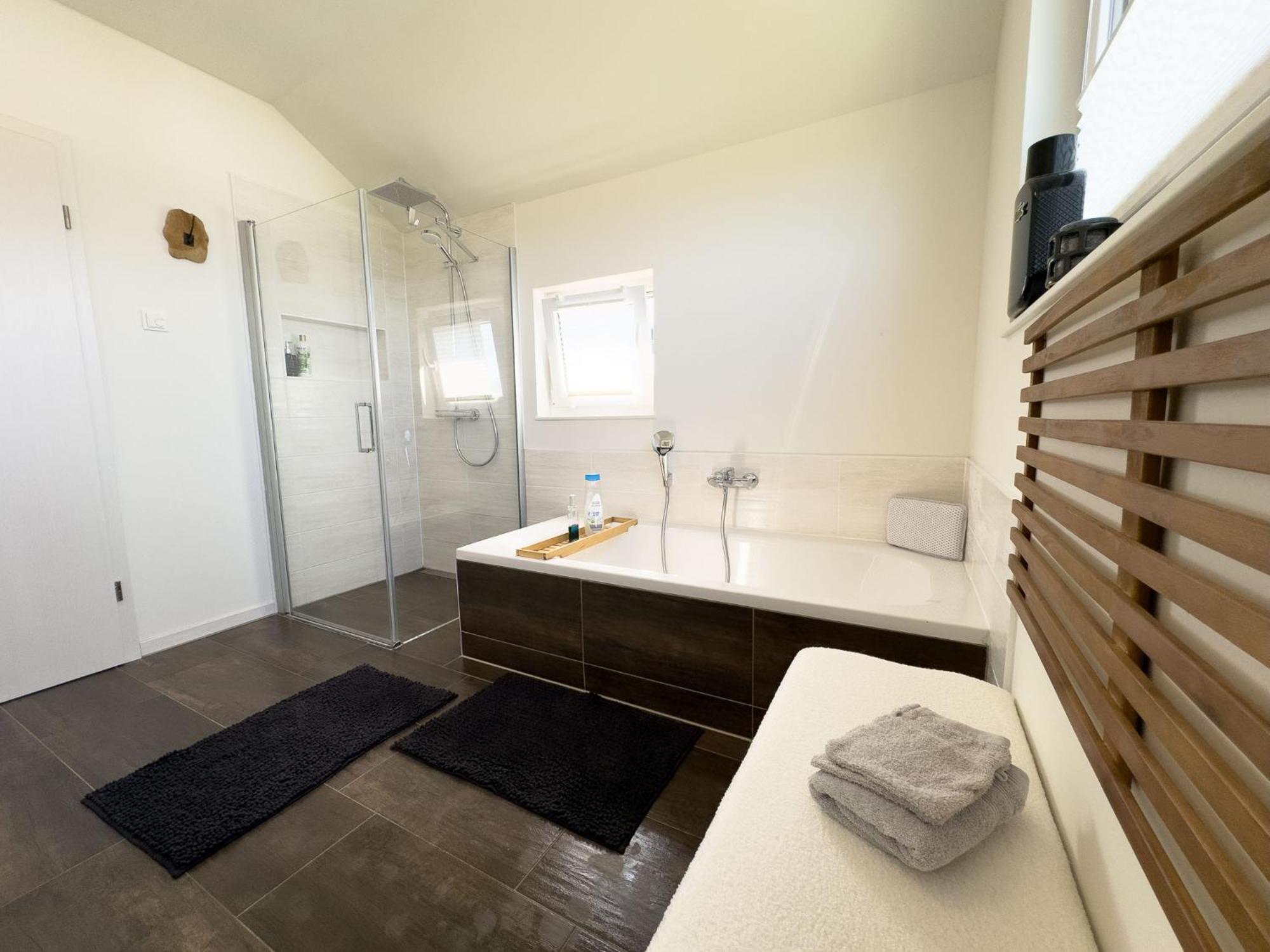 Serenity Vista Retreat Bnb Bescheid Eksteriør bilde