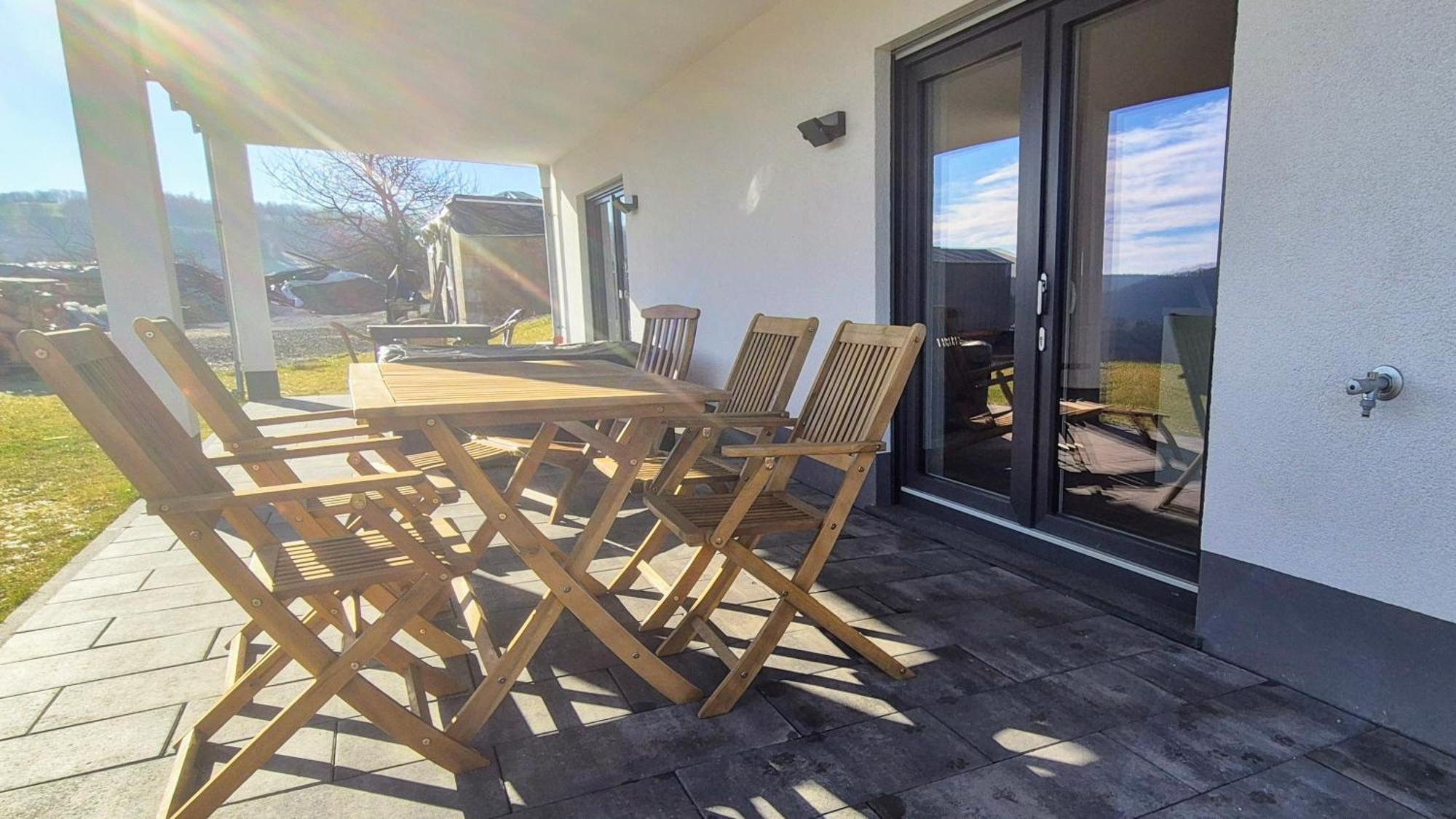 Serenity Vista Retreat Bnb Bescheid Eksteriør bilde